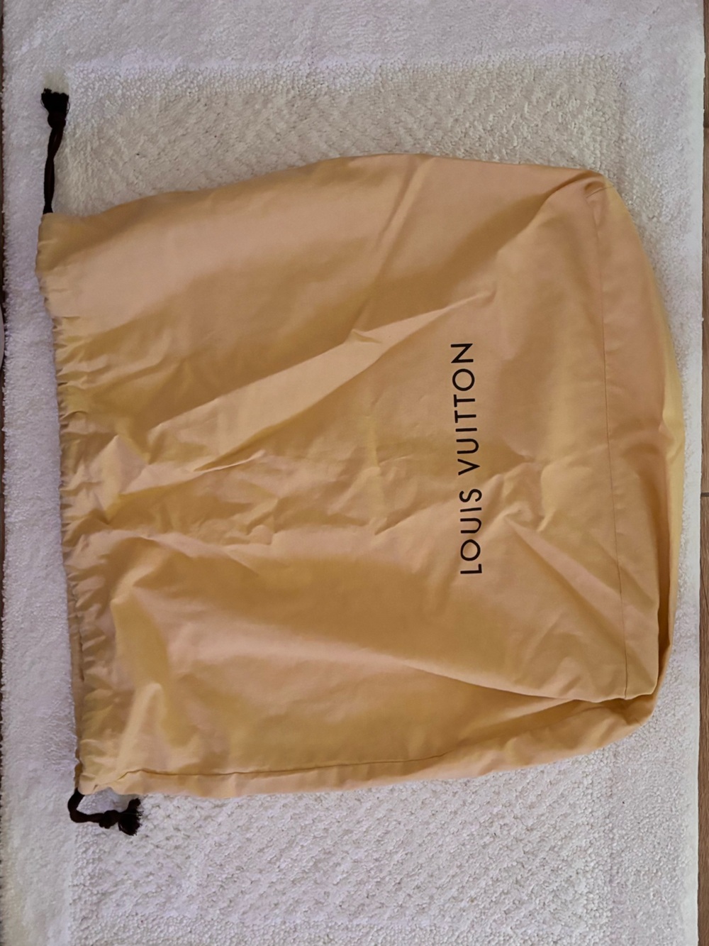 Louis Vuitton Monogram Canvas Train case/ Toiletry Case in Brown and Tan - Picture 11 of 16